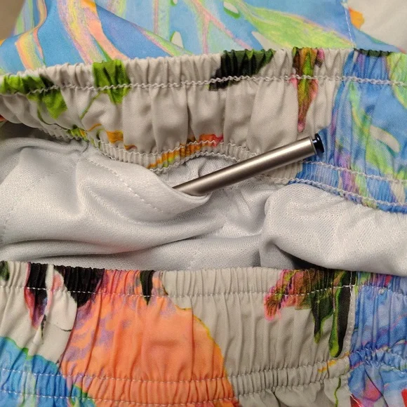 NIKE DRI-FIT 🦜 PARROT MARGARITAVILLE TROPICAL RUNNING SHORTS WOMEN'S SIZE LARGE - Picture 5 of 8